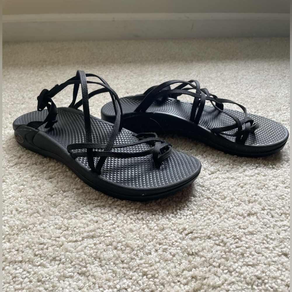 black chaco sandals